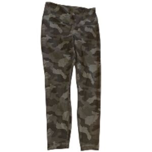 Yogalicious women’s Black Camouflage Leggings